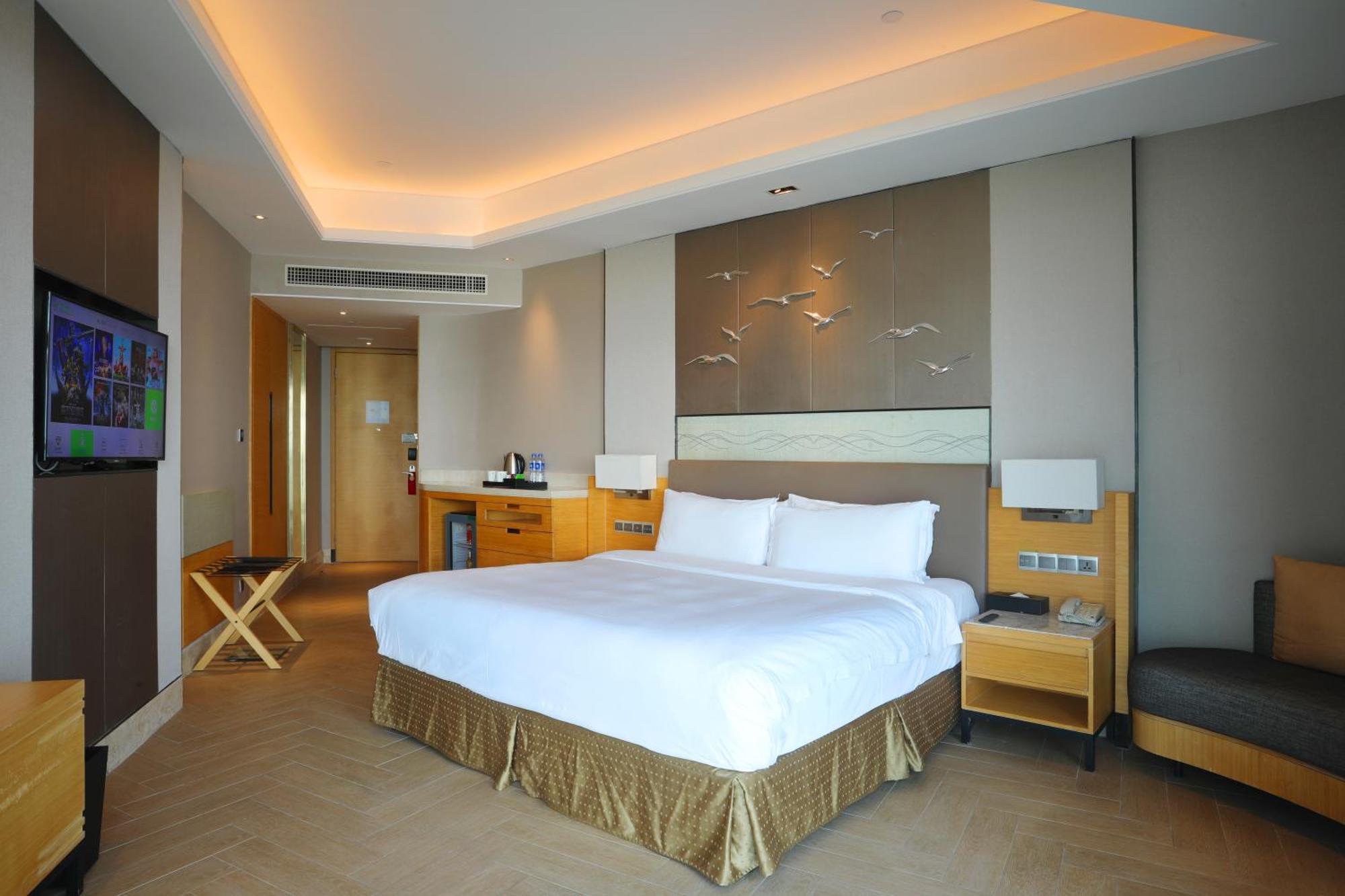Holiday Inn Haikou West Coast By Ihg Haikou (Hainan) Exterior foto